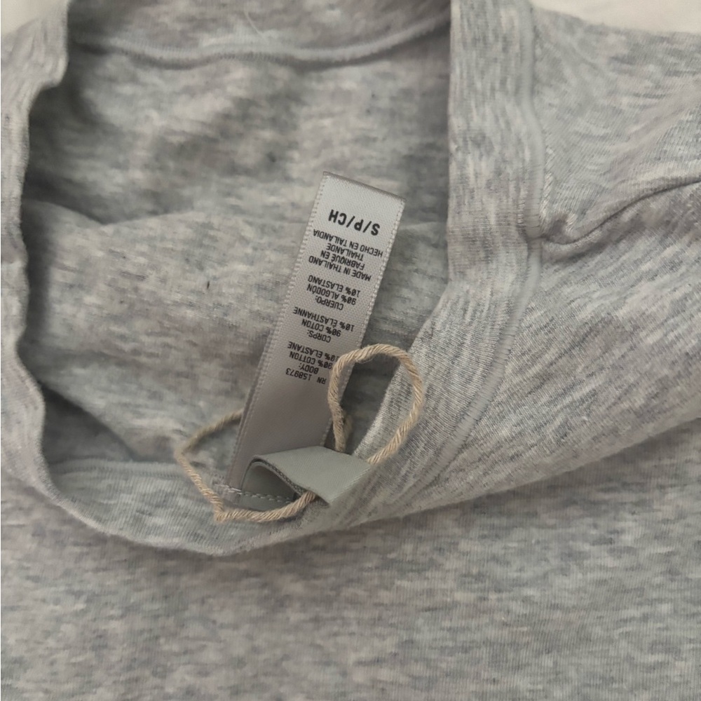 SKIMS Short Sleeve Tee in Light Heather Gray